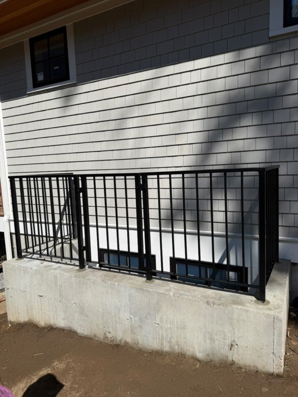 Area fence with steel panels