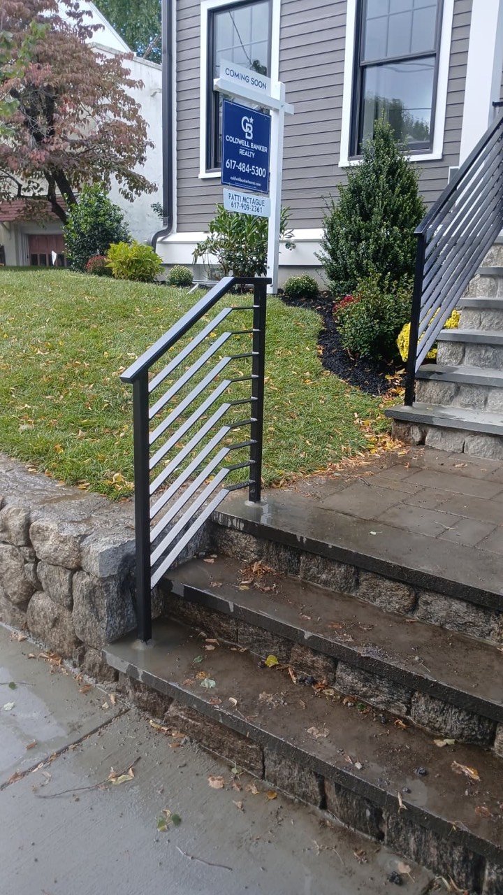 Steps with railing